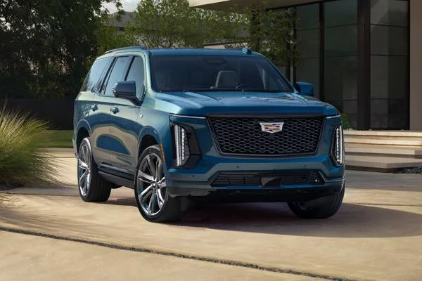 2025 Cadillac Escalade Prices, Reviews, and Pictures | Edmunds